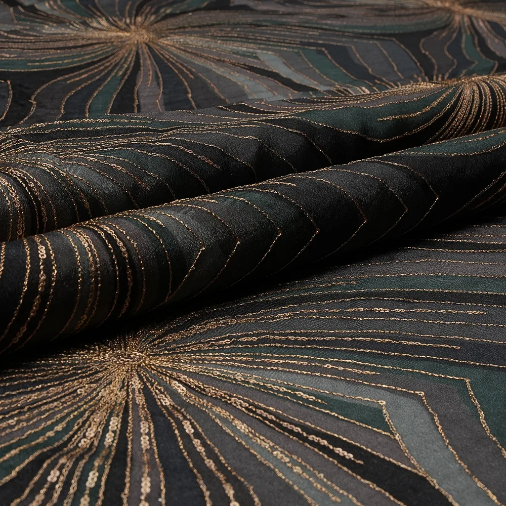 AK205810.jpg
